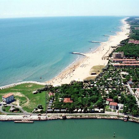 Villa Al Mare Camping - 4 Stelle 卡瓦利诺 外观 照片