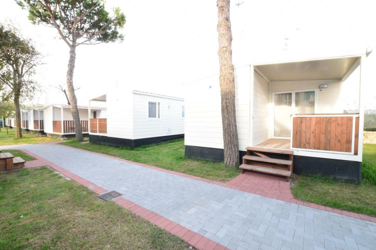 Villa Al Mare Camping - 4 Stelle 卡瓦利诺 外观 照片