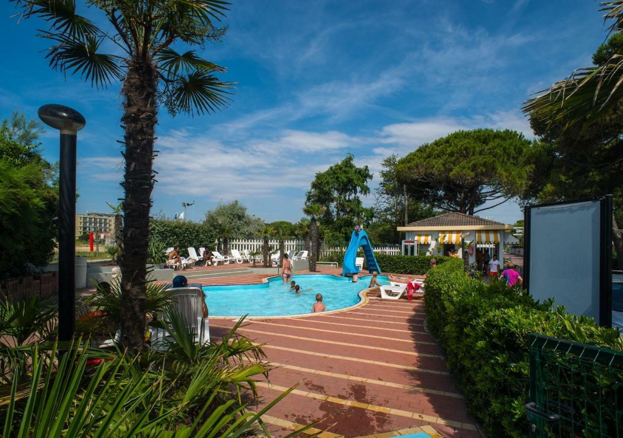Villa Al Mare Camping - 4 Stelle 卡瓦利诺 外观 照片