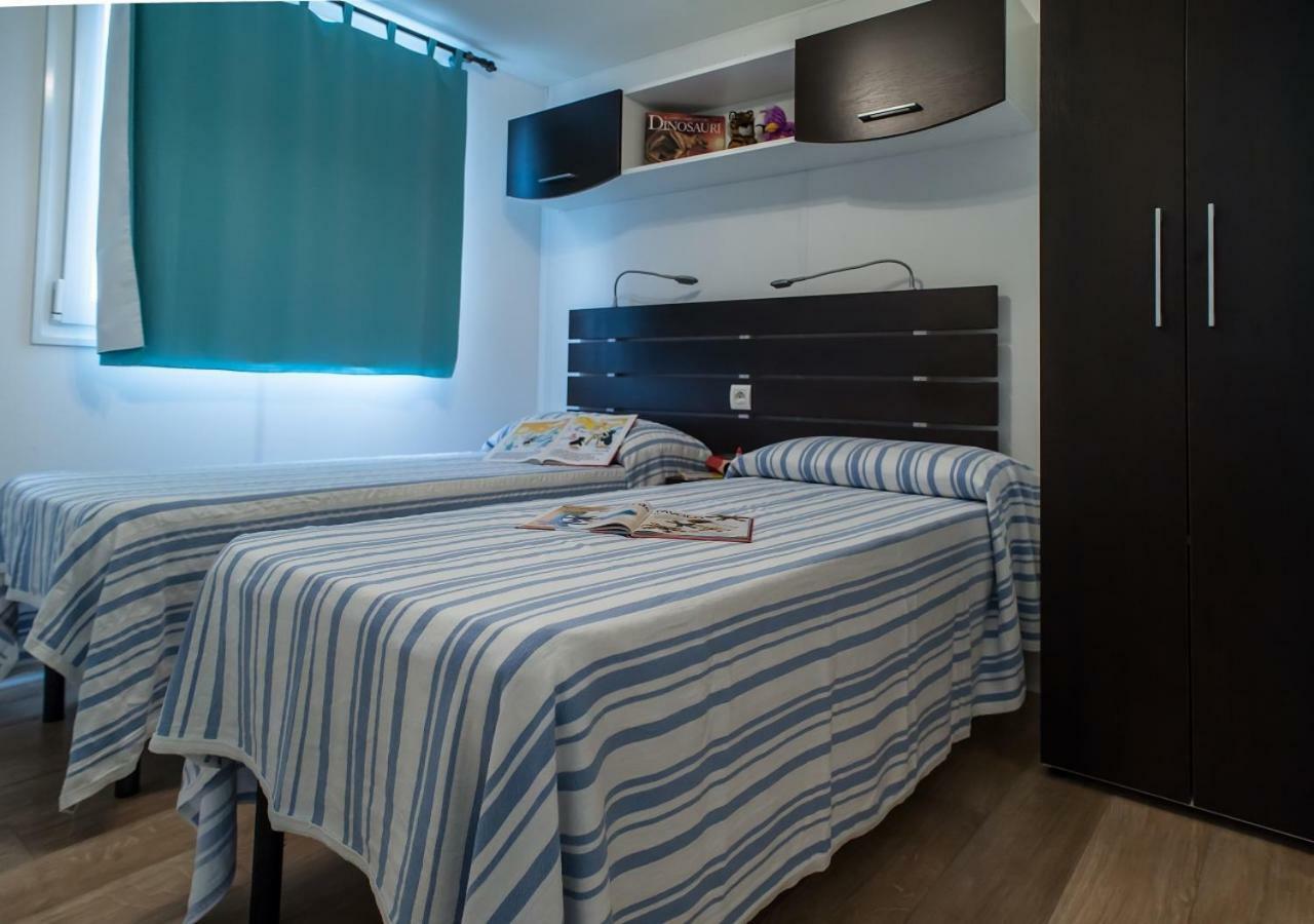 Villa Al Mare Camping - 4 Stelle 卡瓦利诺 外观 照片