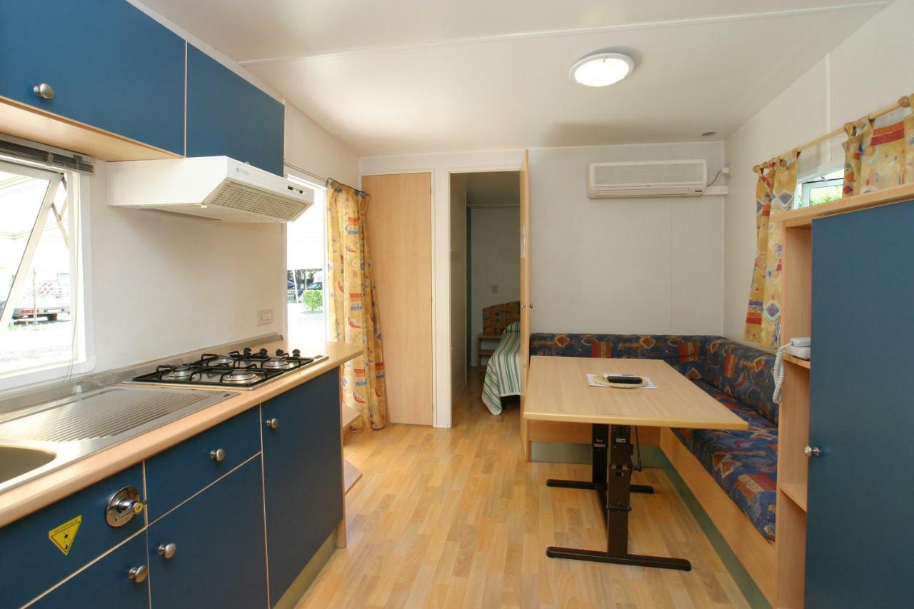 Villa Al Mare Camping - 4 Stelle 卡瓦利诺 外观 照片