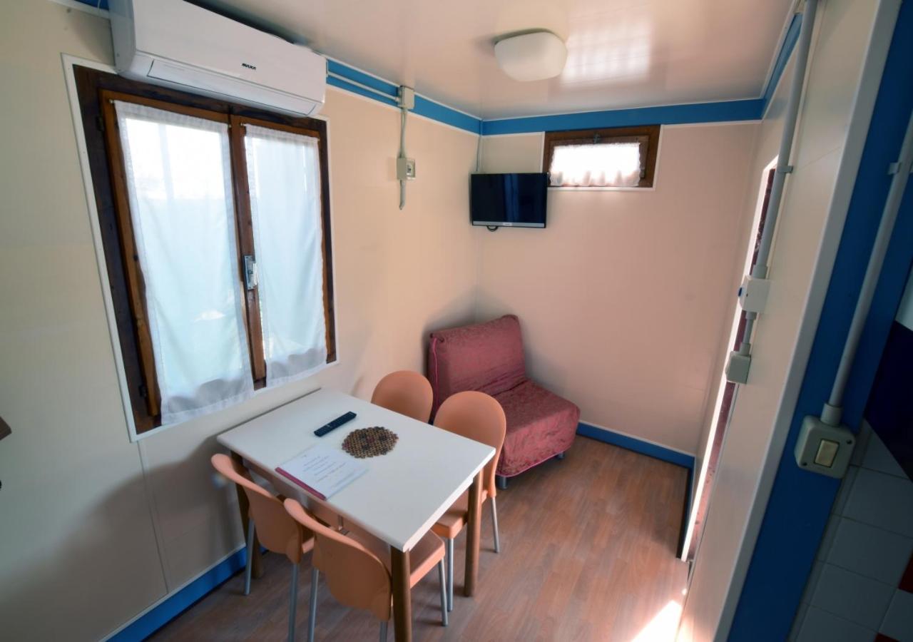 Villa Al Mare Camping - 4 Stelle 卡瓦利诺 外观 照片