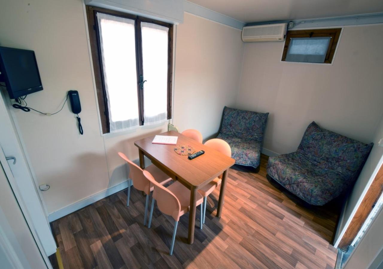 Villa Al Mare Camping - 4 Stelle 卡瓦利诺 外观 照片