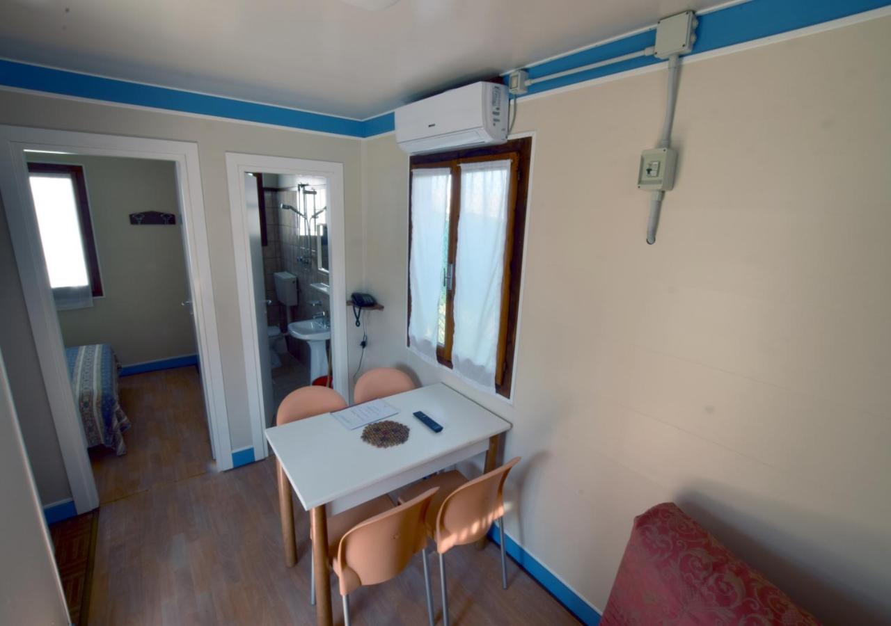 Villa Al Mare Camping - 4 Stelle 卡瓦利诺 外观 照片